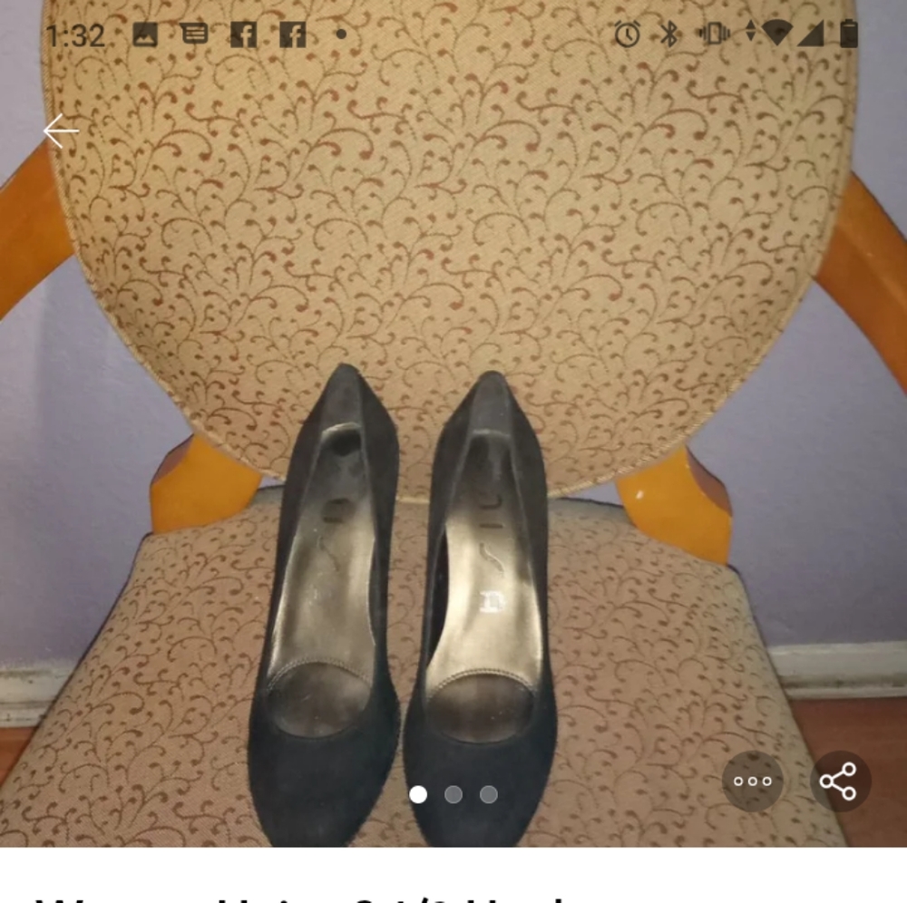 Women Unisa size 8.5 Heels.